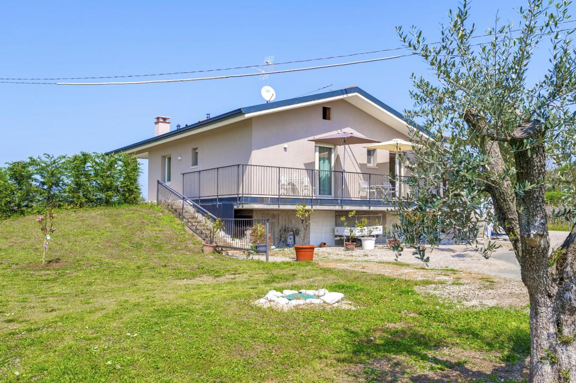 Lagobaldo Apartments - Regarda Travel Colà Exteriör bild